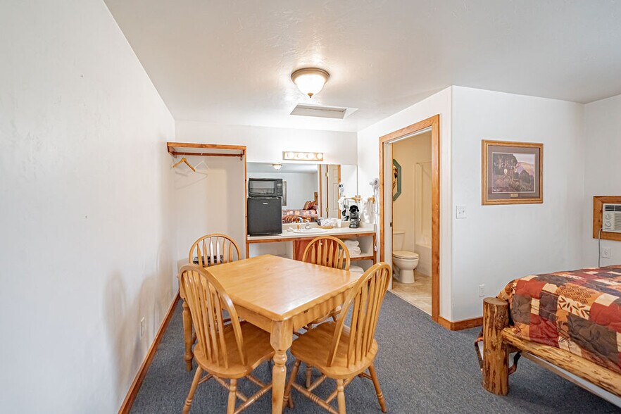 More Photos Of 3427 Swan Valley Hwy, Irwin Hotel For Sale