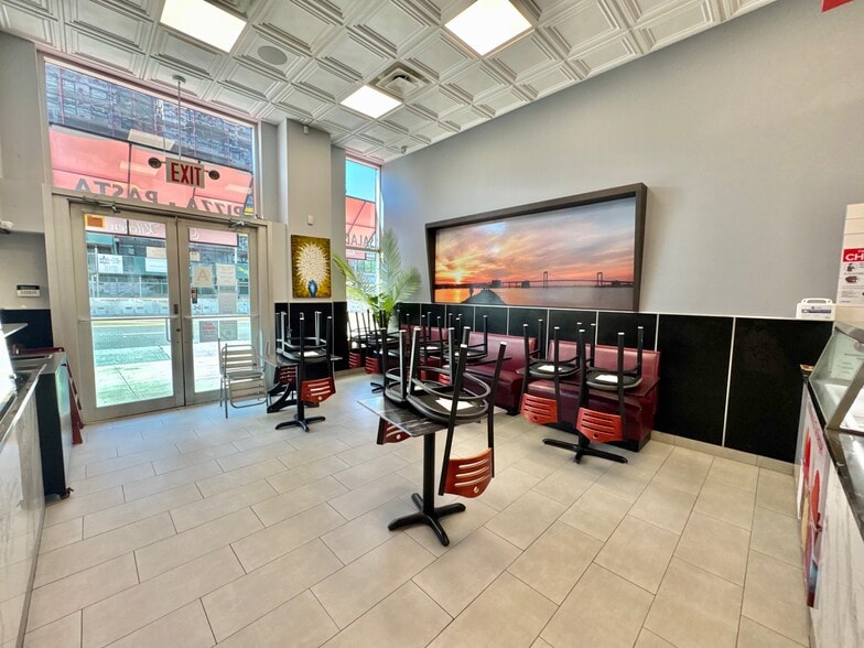 More Photos Of 215-15 Northern Blvd, Bayside Storefront Retail Office For Lease