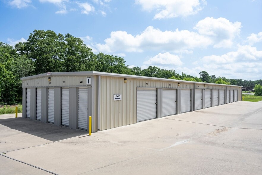 More Photos Of 20904 Hwy 155 S, Flint Self Storage For Sale