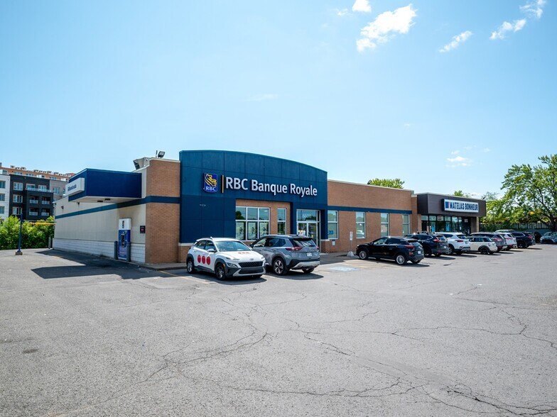 More Photos Of 8600-8610 Boul Newman, Montréal General Retail For Sale