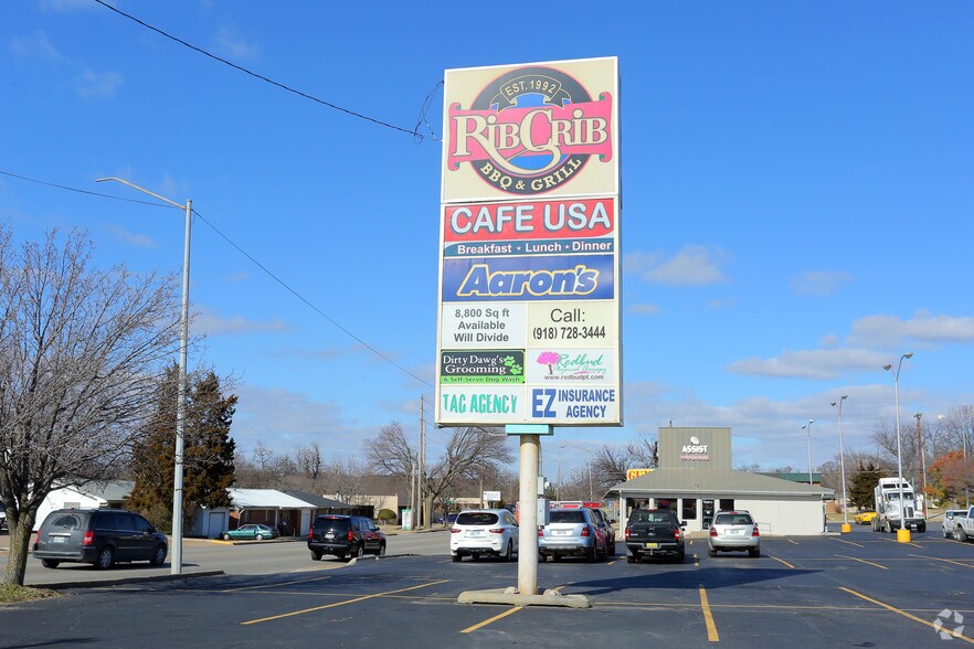 More Photos Of 713-745 S Mission St, Sapulpa Unknown For Lease