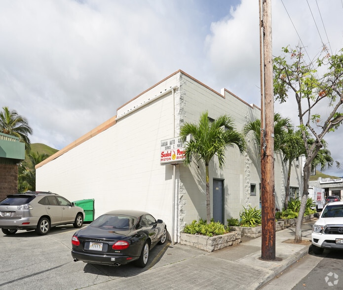 More Photos Of 155 Hamakua Dr, Kailua Freestanding For Lease