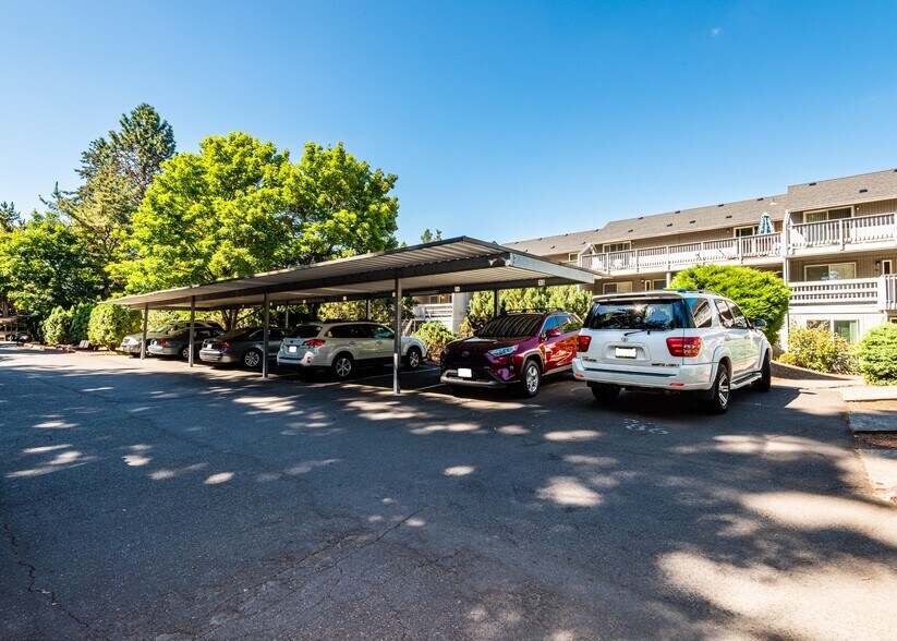 More Photos Of 9350 SW Hall Blvd, Tigard Apartments For Sale
