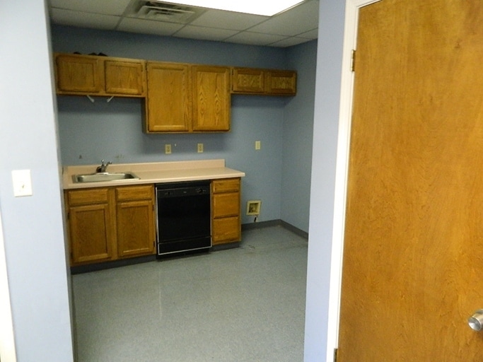 More Photos Of 5851 Advantage Cv, Memphis Warehouse For Lease