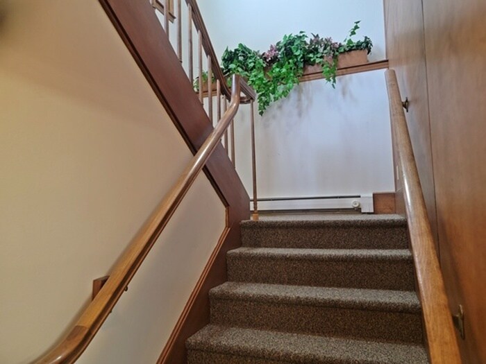 More Photos Of 204 S Main St, Loyal Bank For Sale