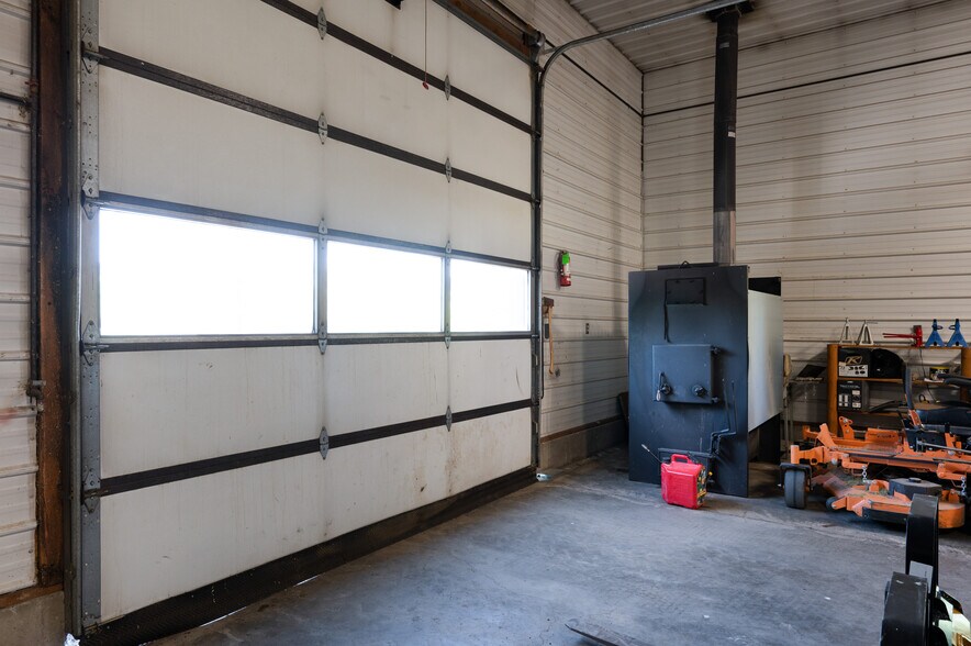 More Photos Of 70 Williams Rd E, Gallatin Gateway Flex For Sale