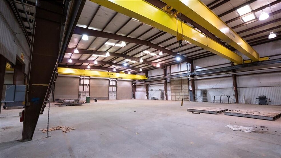 More Photos Of 6116 NW 178th St, Edmond Manufacturing For Lease