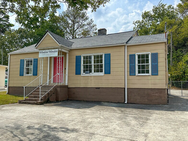 More Photos Of 4154 Clairmont Rd, Atlanta Office For Sale