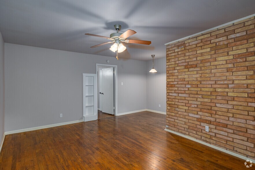 More Photos Of 6218 Gehring St, Houston Apartments For Sale