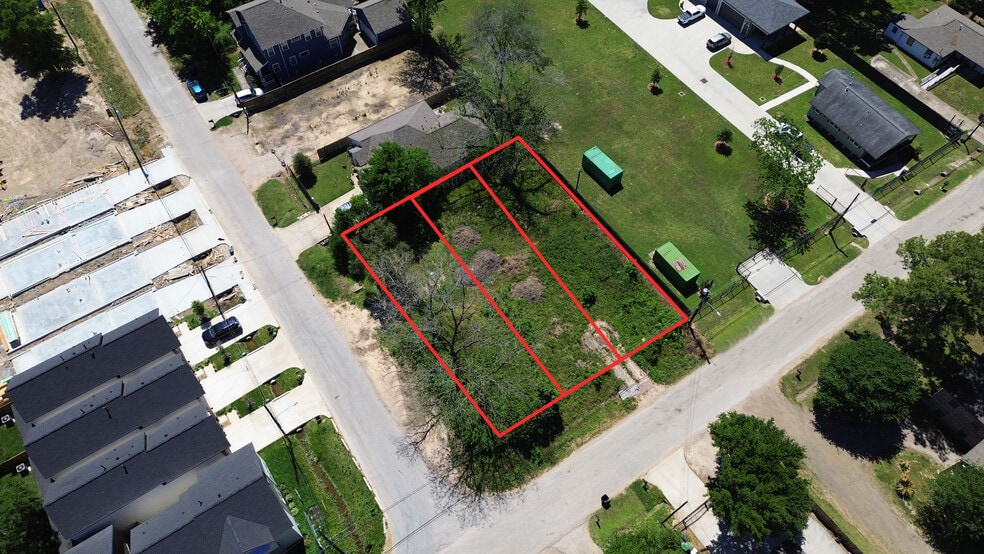 More Photos Of 5600 Bertellis ln, Houston Land For Sale