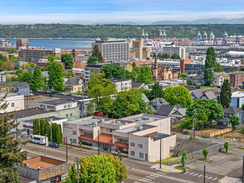 More Photos Of 1321 Martin Luther King Jr Way, Tacoma Office For Sale