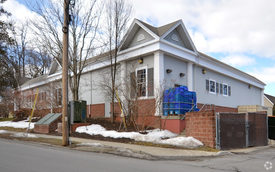 More Photos Of 238 Hooker Ave, Poughkeepsie Drugstore For Lease