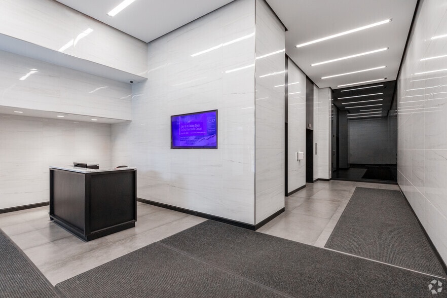 More Photos Of 244-252 W 54th St, New York Medical For Lease