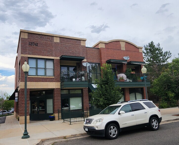 More Photos Of 13825 W 85th Dr, Arvada Unknown For Lease