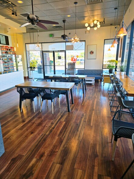 More Photos Of 44100 Jefferson St, Indio Unknown For Lease