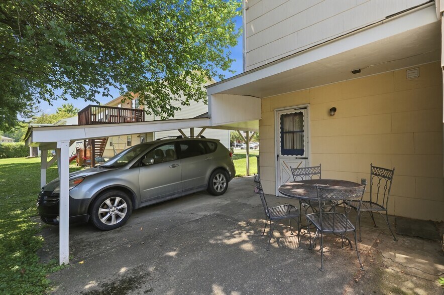 More Photos Of 3 Pierces Rd, Newburgh Office Residential For Sale