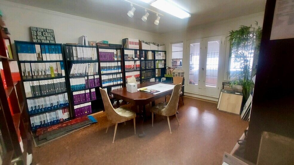 More Photos Of 1413 N La Brea Ave, Inglewood Restaurant For Sale