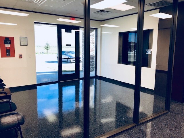 More Photos Of 4484 Genoa Red Bluff Rd, Houston Unknown For Lease