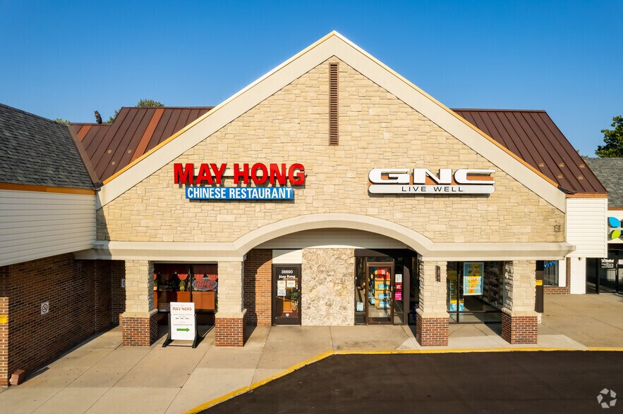 More Photos Of 36570-36830 Garfield Rd, Clinton Township Unknown For Lease