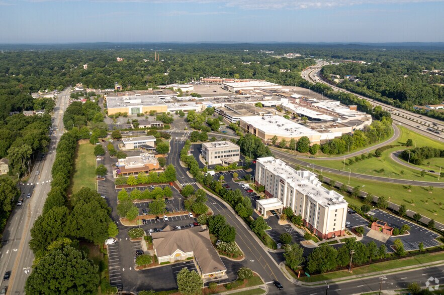 More Photos Of 1530 N Gregson St, Durham Office For Lease