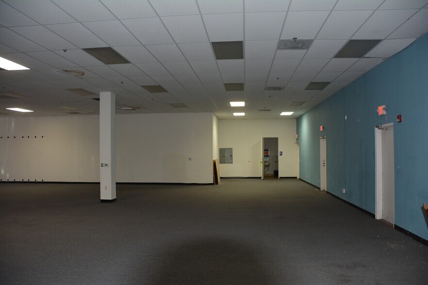 More Photos Of 23040-23100 Alessandro Blvd, Moreno Valley Unknown For Lease