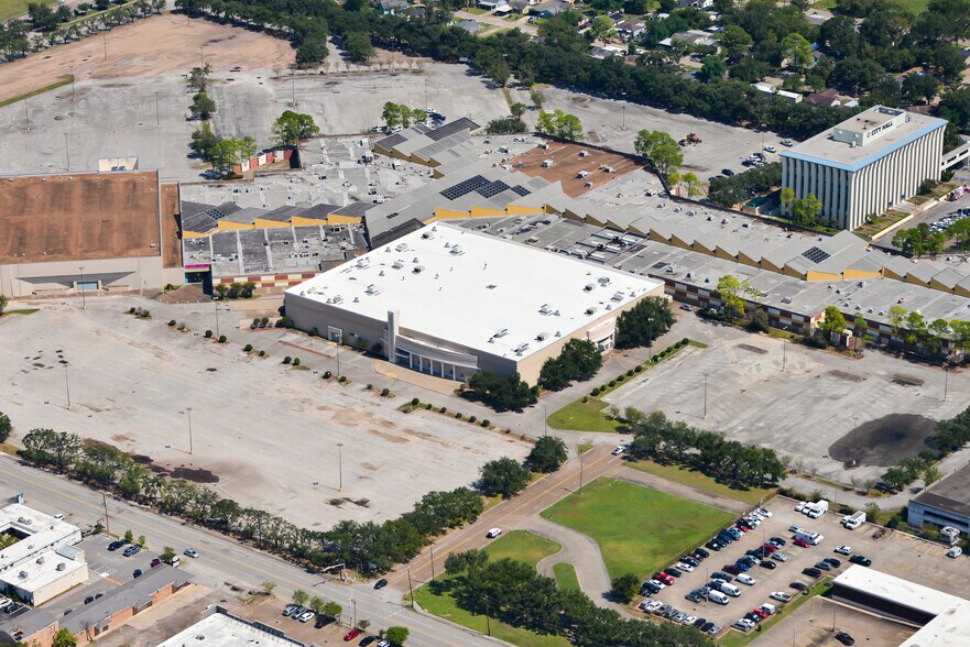 More Photos Of ,  General Retail For Sale