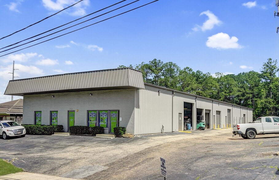 Primary Photo Of 2565 Government Blvd, Mobile Freestanding For Lease