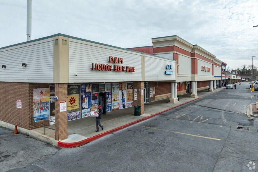 More Photos Of 1703-1763 Chesaco Ave, Rosedale Freestanding For Lease