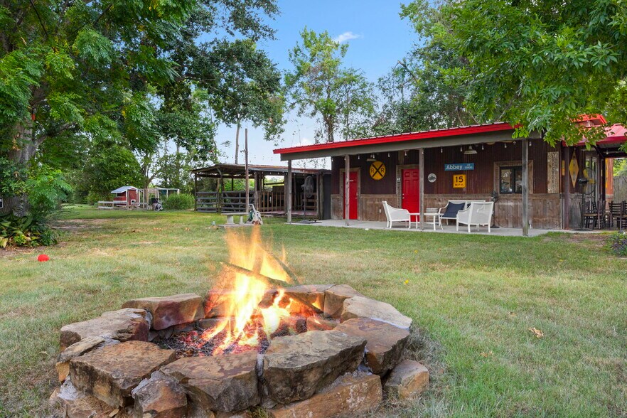 More Photos Of 18541 Mueschke Rd, Cypress Restaurant For Sale