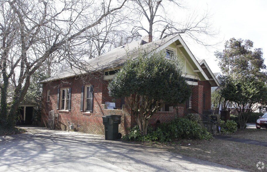 More Photos Of 103 W Stone Ave, Greenville Office For Sale