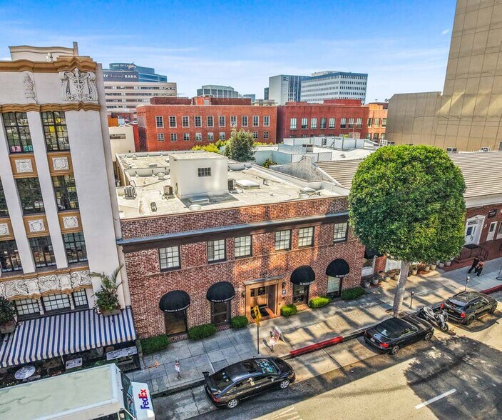 More Photos Of 409 N Camden Dr, Beverly Hills Office For Lease