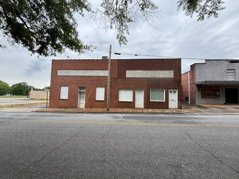 Primary Photo Of 112-118 Tribble St, Anderson Office For Lease