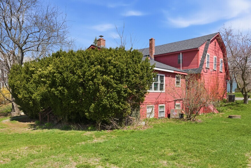More Photos Of 518 Province Rd, Gilmanton General Retail For Sale