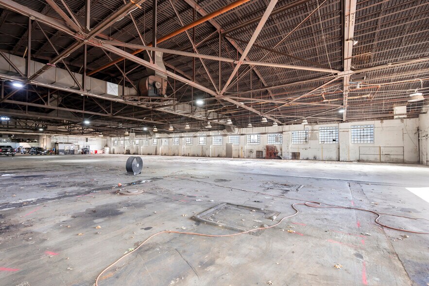 More Photos Of 1905 Brentwood Rd NE, Washington Warehouse For Lease