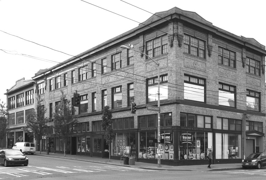 More Photos Of 911 E Pike St, Seattle Loft Creative Space For Lease