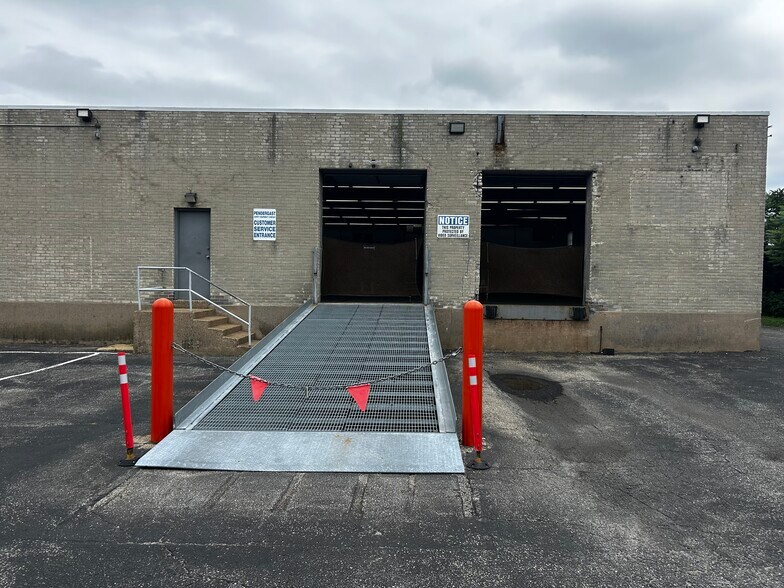 More Photos Of 8400 Enterprise Ave, Philadelphia Warehouse For Sale