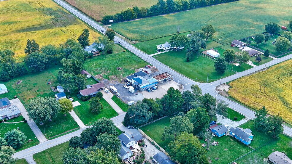 More Photos Of 5982 W State Road 32, Anderson Service Station For Sale