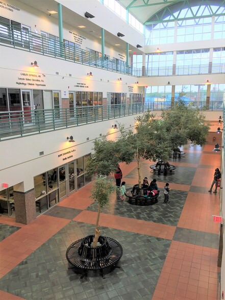 More Photos Of 6801 McPherson Rd, Laredo Medical For Lease