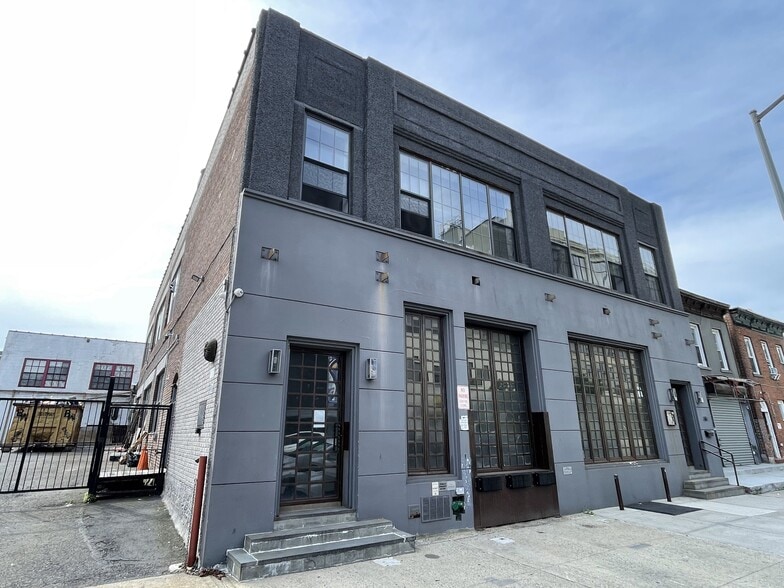More Photos Of 36-11 33rd St, Astoria Warehouse For Lease