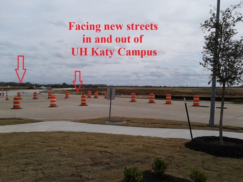 More Photos Of 23119 Colonial Pky, Katy Unknown For Lease