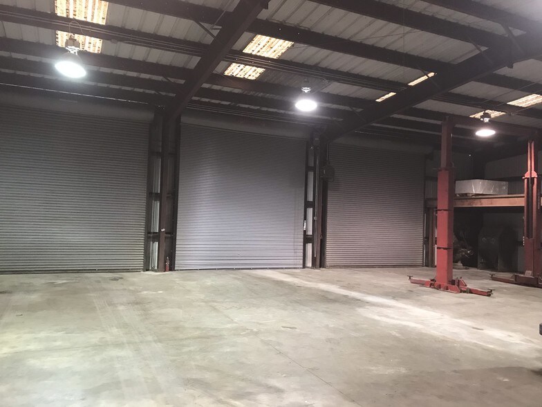 More Photos Of 3823 Fm 1128 Rd, Pearland Light Distribution For Lease