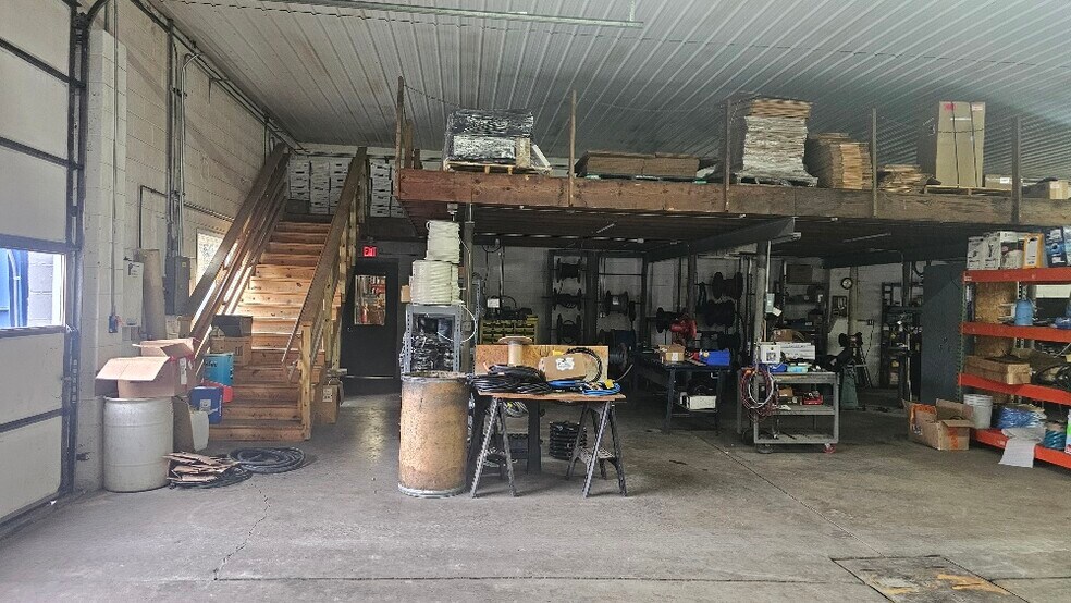 More Photos Of 2928 Washington Ave, Clearfield Industrial For Sale