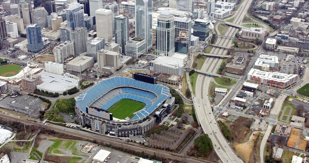 More Photos Of 855 S Mint St, Charlotte Office For Lease