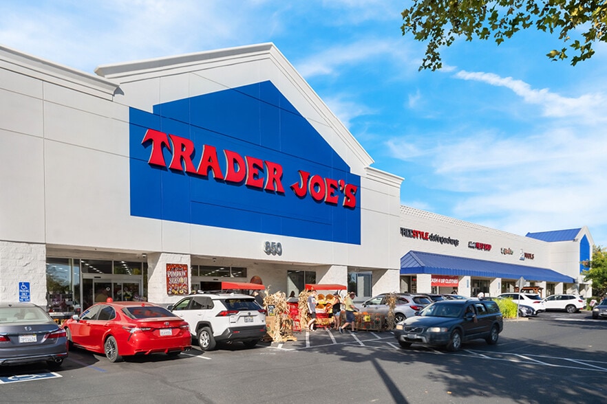 More Photos Of 850 E Bidwell St, Folsom General Retail For Sale