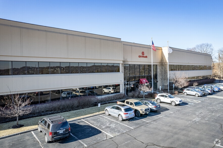 Primary Photo Of 750 Corporate Dr, Mahwah Manufacturing For Lease