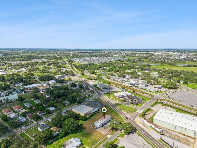 More Photos Of 11 W Magnolia St, Davenport Warehouse For Sale