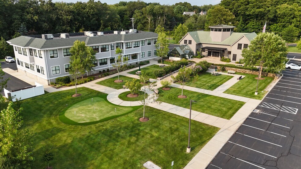 Primary Photo Of 350 Goose Ln, Guilford Medical For Lease