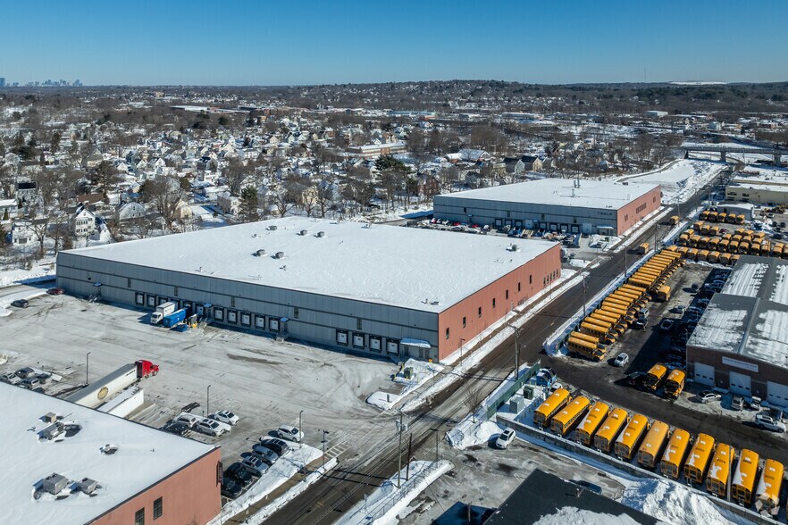 More Photos Of 52 Industrial Dr, Hyde Park Unknown For Lease