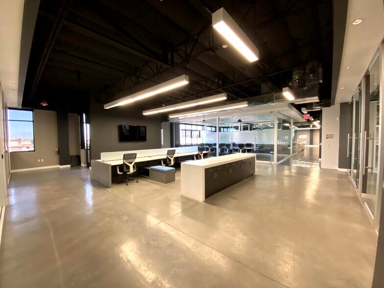 More Photos Of 6010 S Durango Dr, Las Vegas Loft Creative Space For Sale
