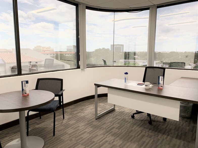 More Photos Of 1900 Glades Rd, Boca Raton Coworking Space